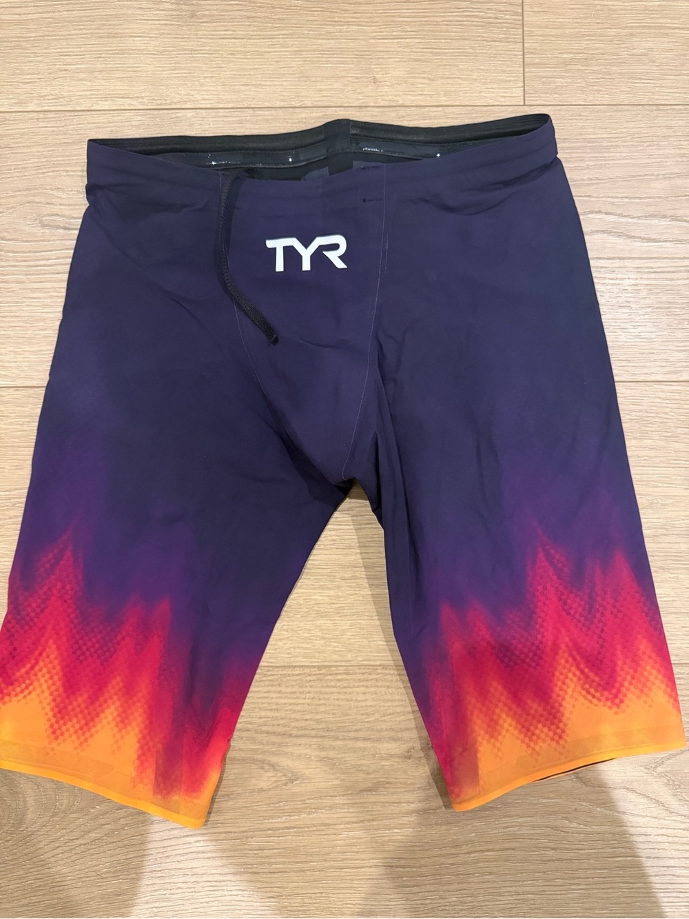 TYR Black and Purple Venzo Jammer